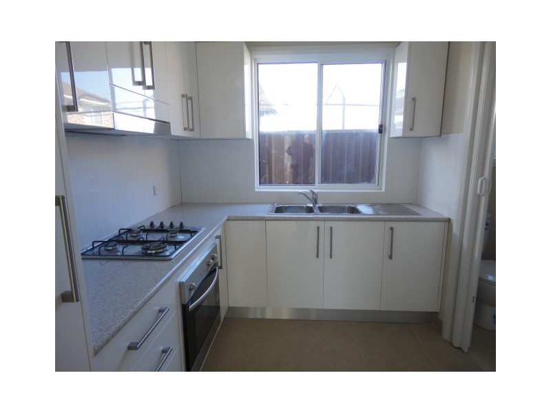 Edensor Park NSW 2176