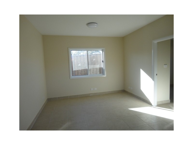 Edensor Park NSW 2176