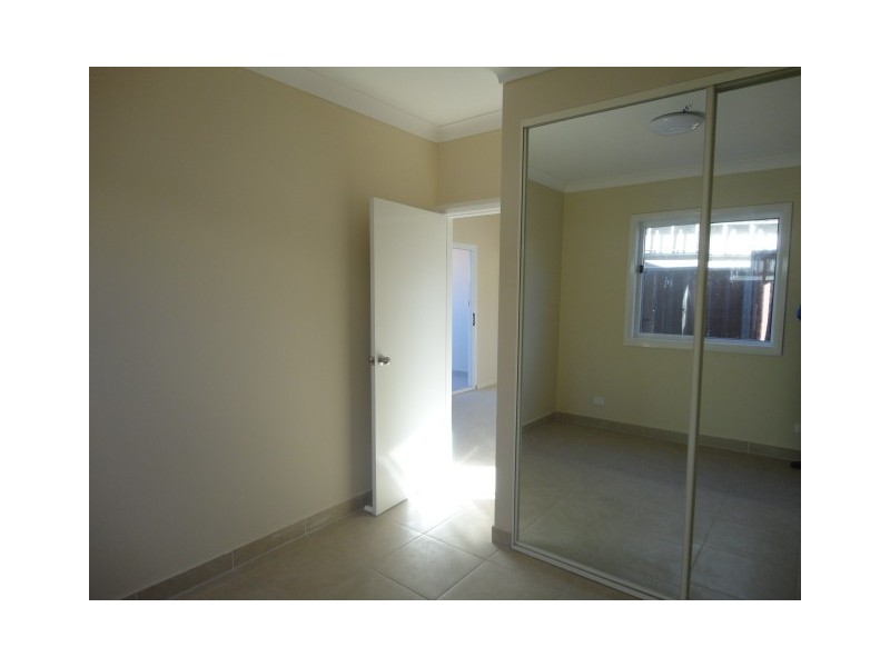 Edensor Park NSW 2176