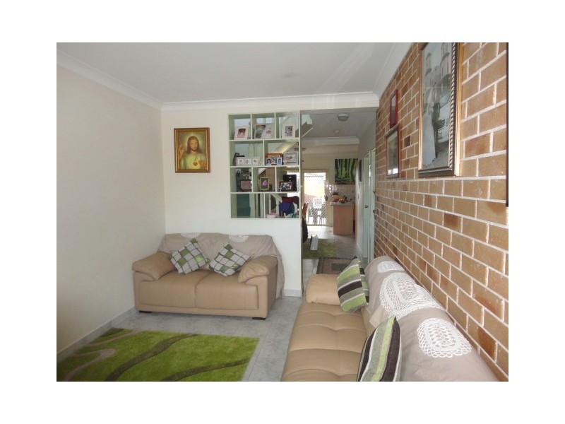 Canley Heights NSW 2166