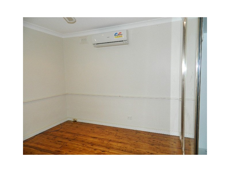 Fairfield West NSW 2165