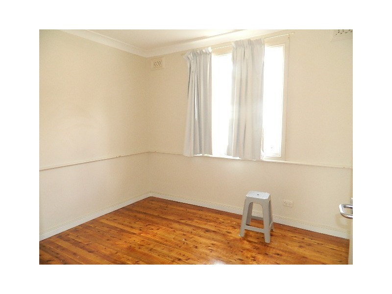 Fairfield West NSW 2165