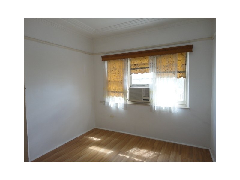 Fairfield East NSW 2165