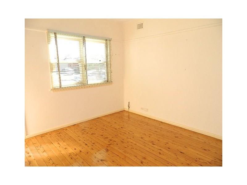 Fairfield West NSW 2165