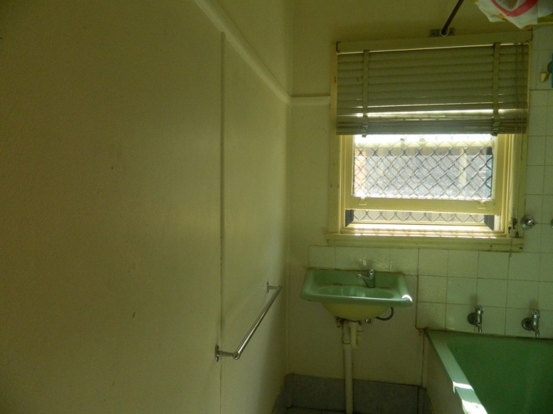 Fairfield West NSW 2165