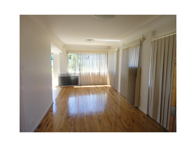 Fairfield West NSW 2165