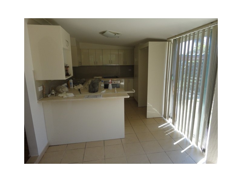 Fairfield West NSW 2165