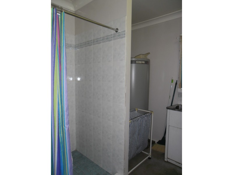 Fairfield West NSW 2165