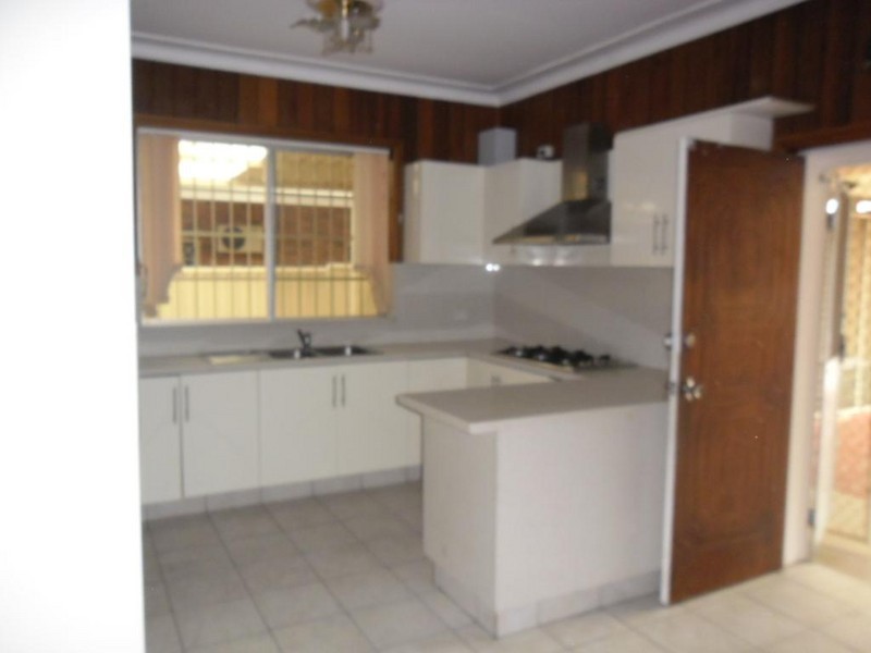 Fairfield East NSW 2165