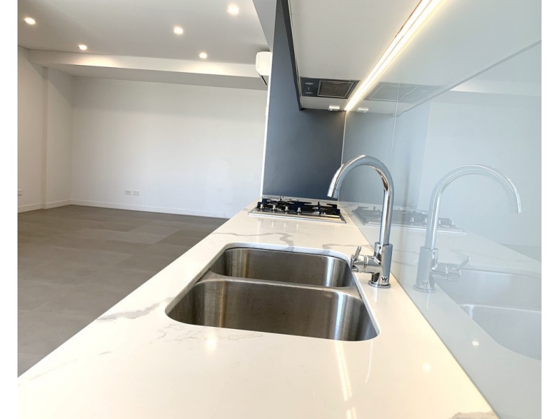 33/117-119 Bowden Street, Meadowbank NSW 2114