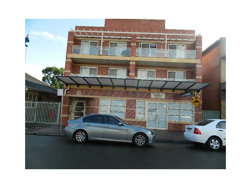 Fairfield NSW 2165