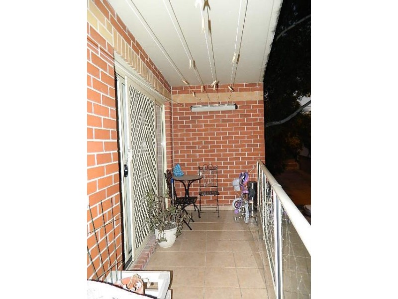 Fairfield NSW 2165