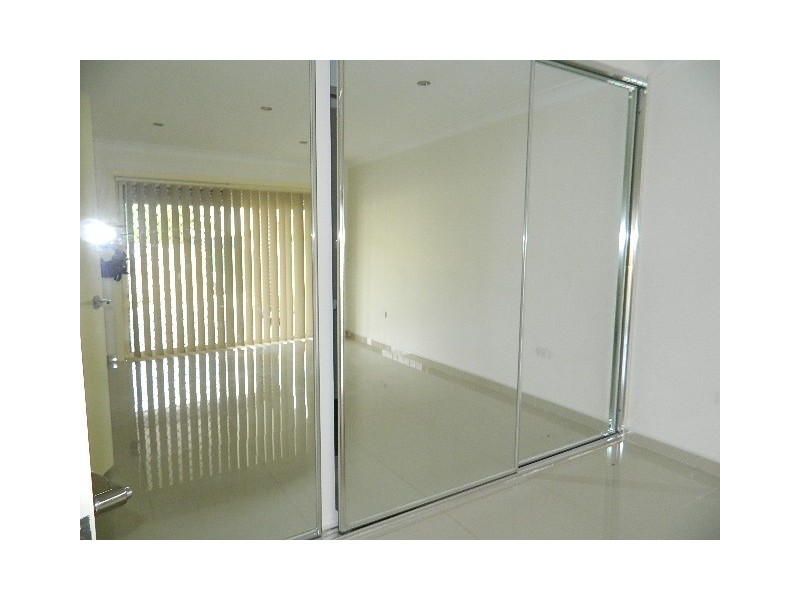 Fairfield West NSW 2165