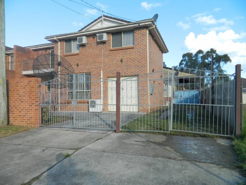 Fairfield East NSW 2165