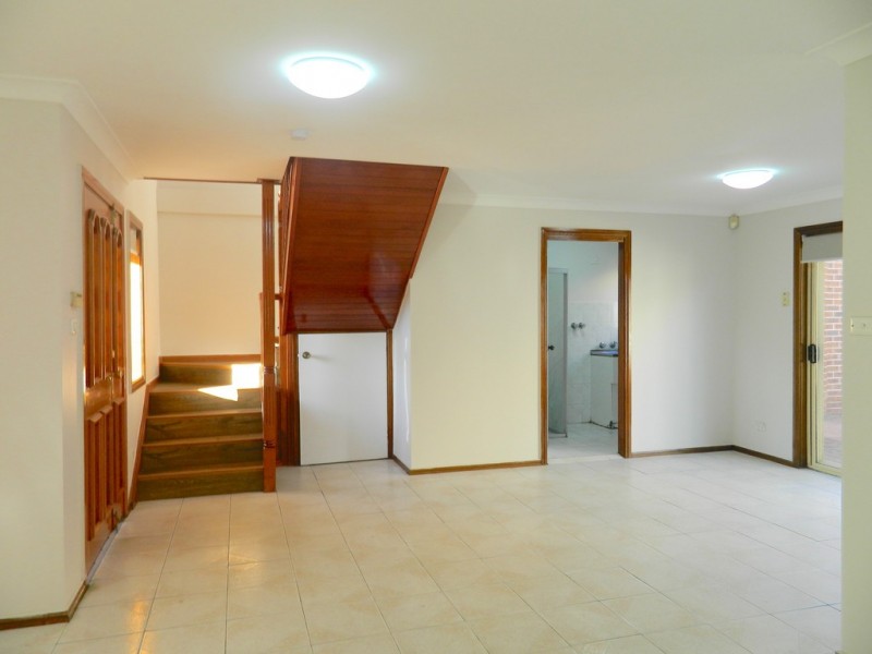 Fairfield East NSW 2165