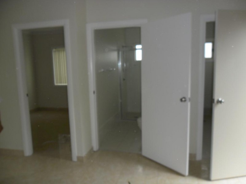 Fairfield East NSW 2165