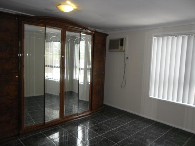 Fairfield East NSW 2165