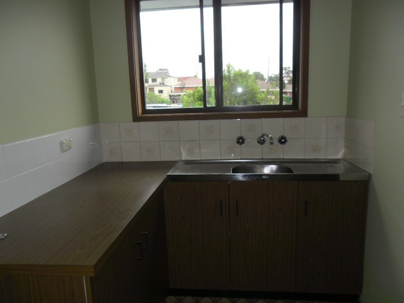 Fairfield West NSW 2165