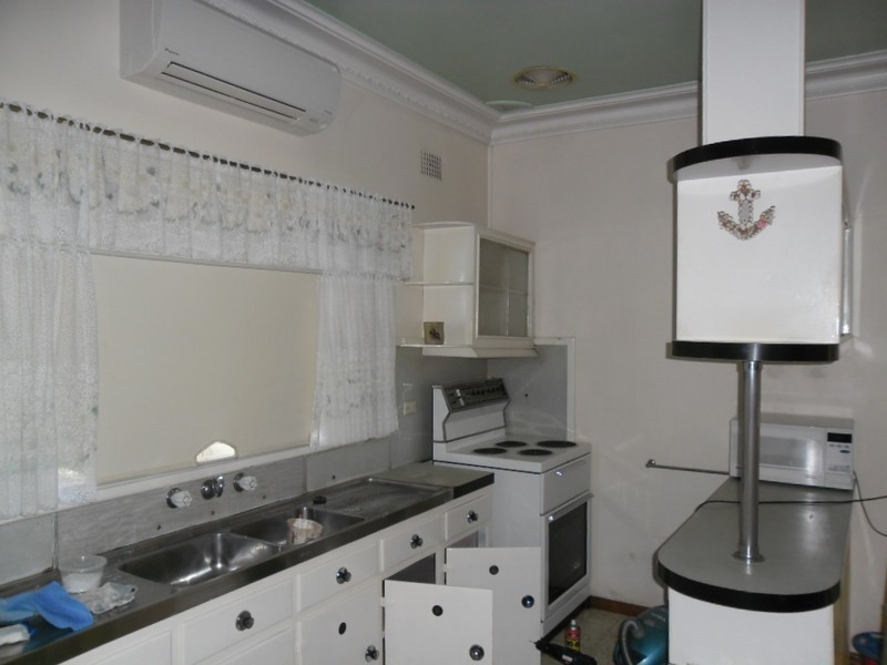 Fairfield West NSW 2165