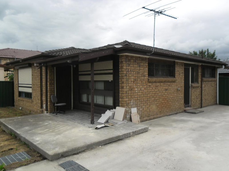 497 THE HORSLEY DRIVE, Fairfield NSW 2165