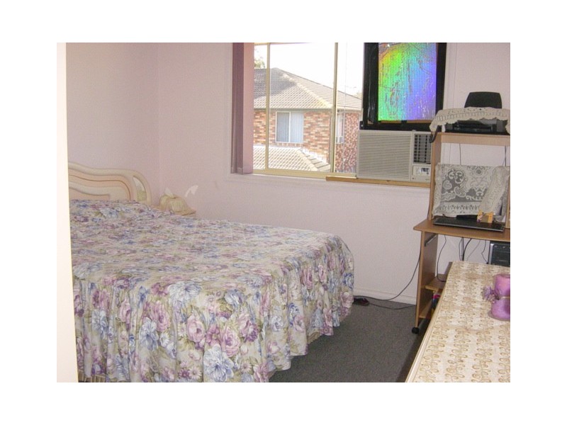 Greenfield Park NSW 2176