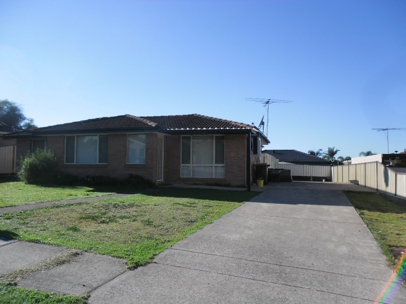 Edensor Park NSW 2176