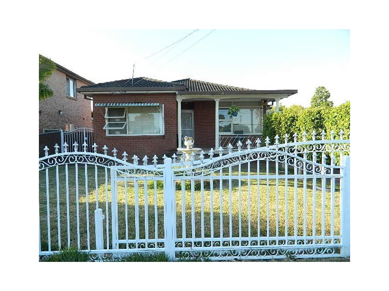 Fairfield West NSW 2165