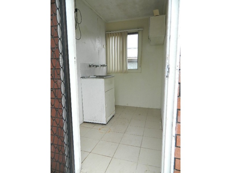 Fairfield West NSW 2165