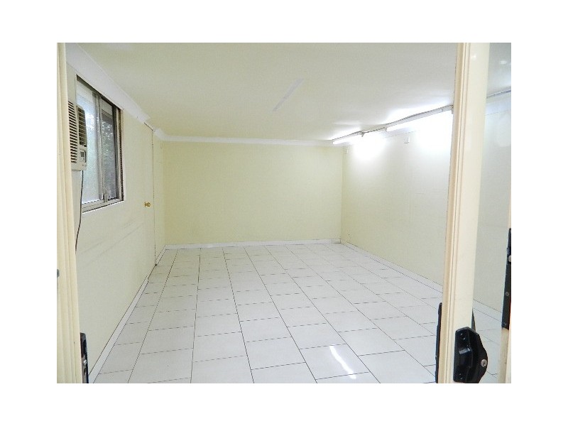 Fairfield West NSW 2165