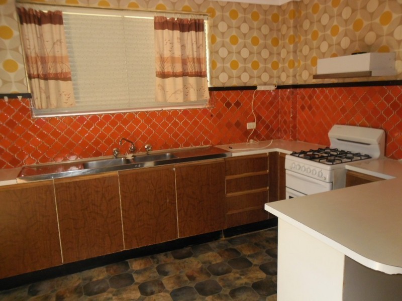 Fairfield West NSW 2165