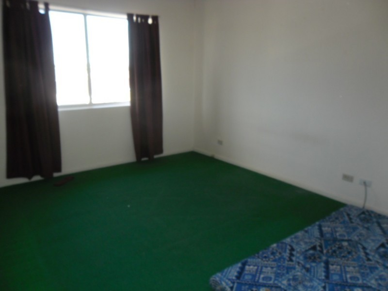 Fairfield West NSW 2165