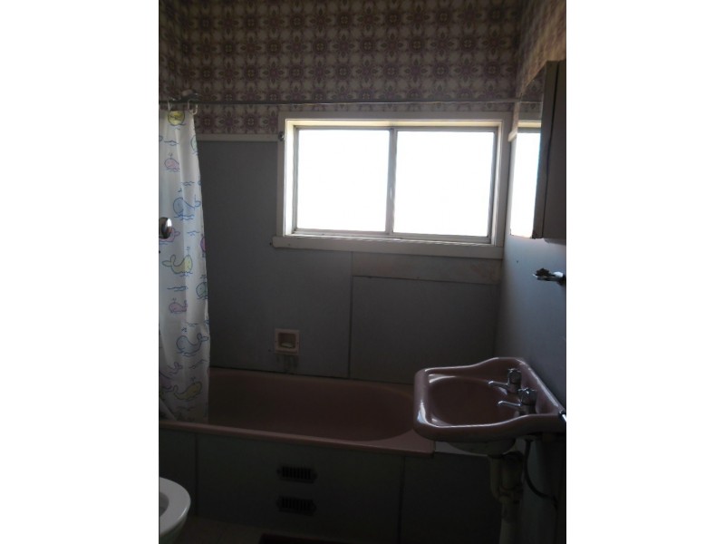 Fairfield West NSW 2165