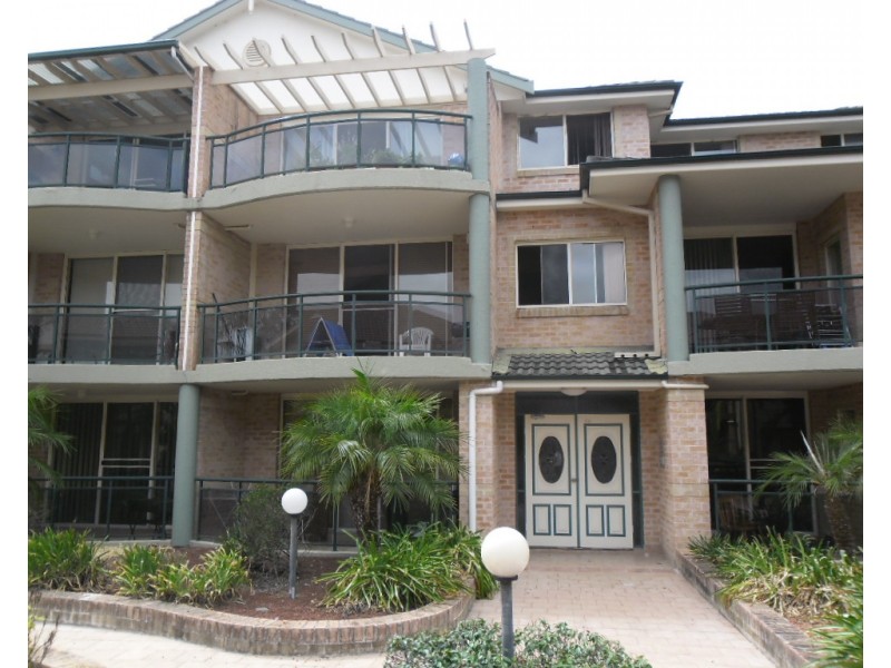 12/1 CHERITON AVENUE, Castle Hill NSW 2154