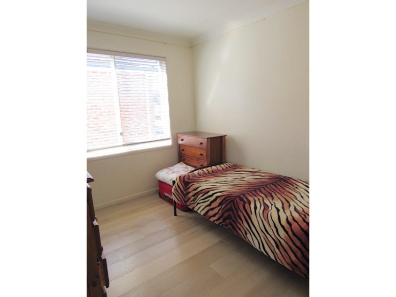 9 Jacaranda Court, Fairfield East NSW 2165