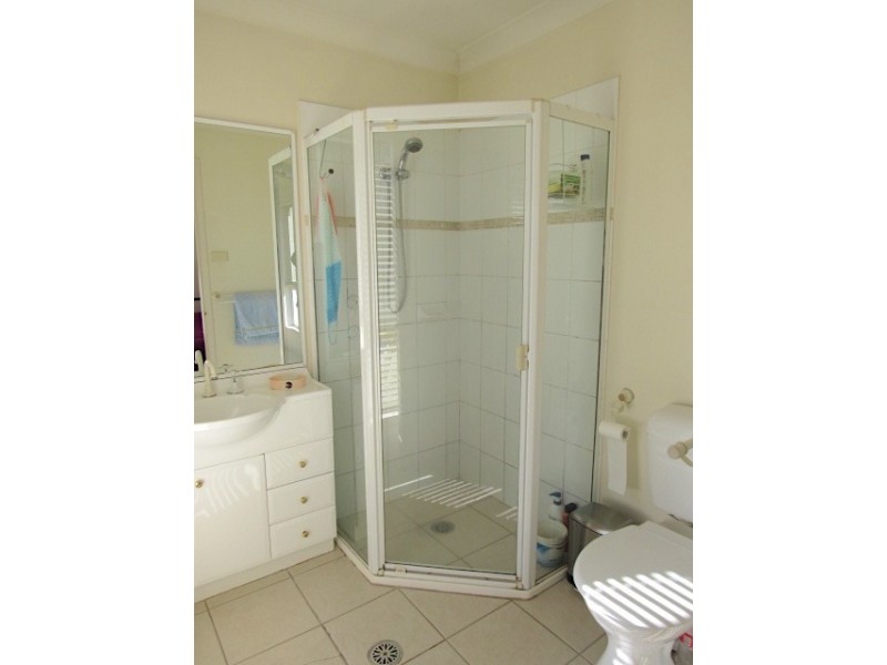 9 Jacaranda Court, Fairfield East NSW 2165