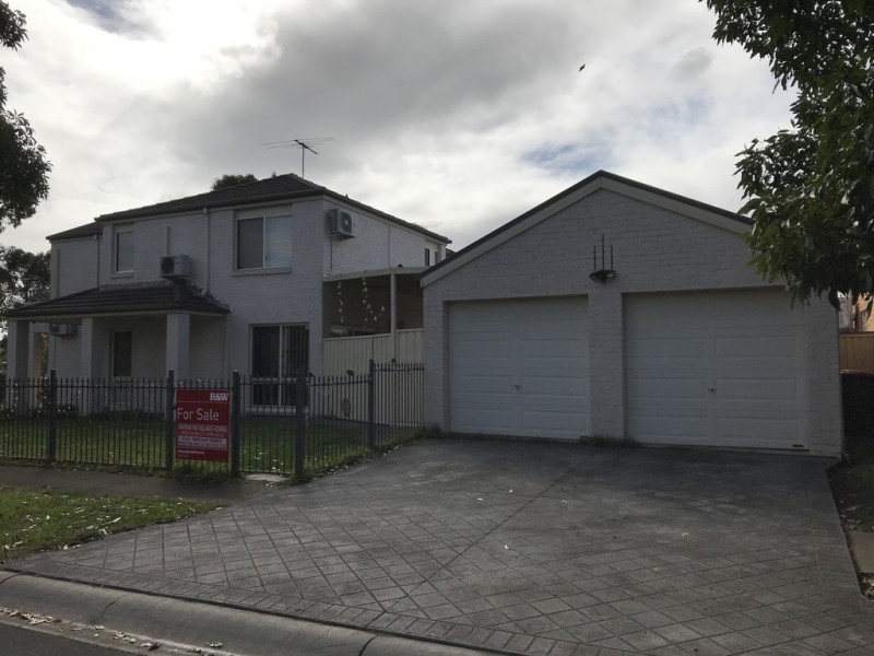 9 Jacaranda Court, Fairfield East NSW 2165