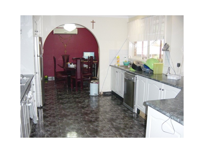 Bossley Park NSW 2176