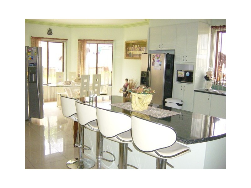 West Hoxton NSW 2171