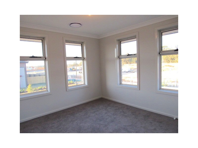 32 Avocet Circuit, Marsden Park NSW 2765