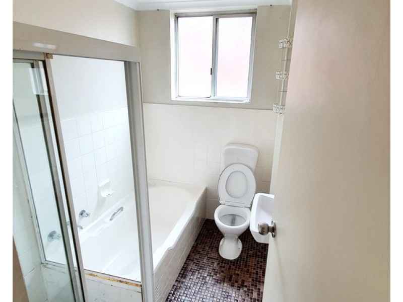 3/18 YORK STREET, Fairfield NSW 2165