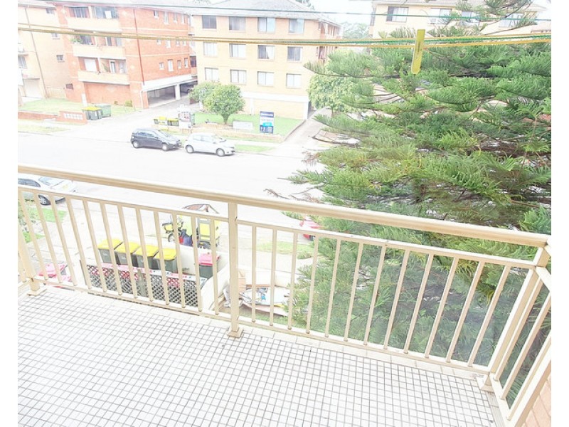 3/18 YORK STREET, Fairfield NSW 2165