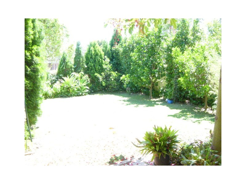 Fairfield NSW 2165