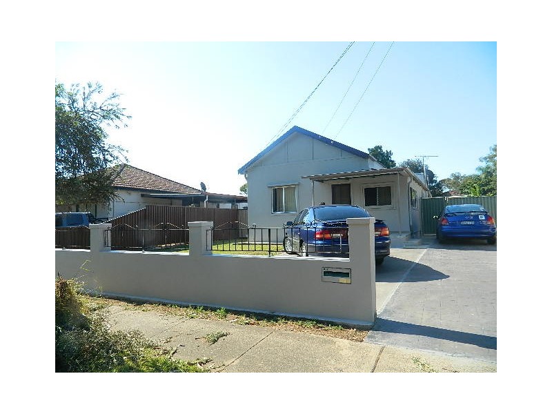 Fairfield East NSW 2165