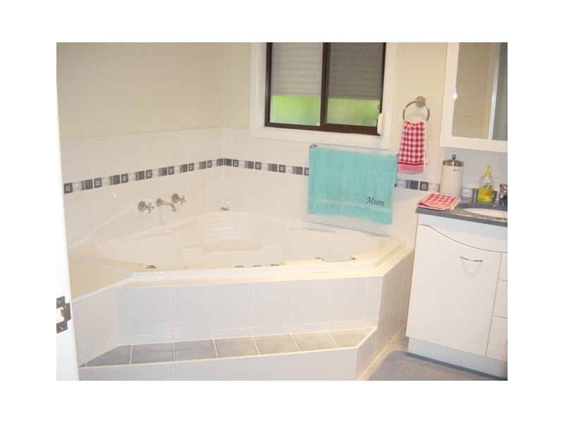Canley Heights NSW 2166