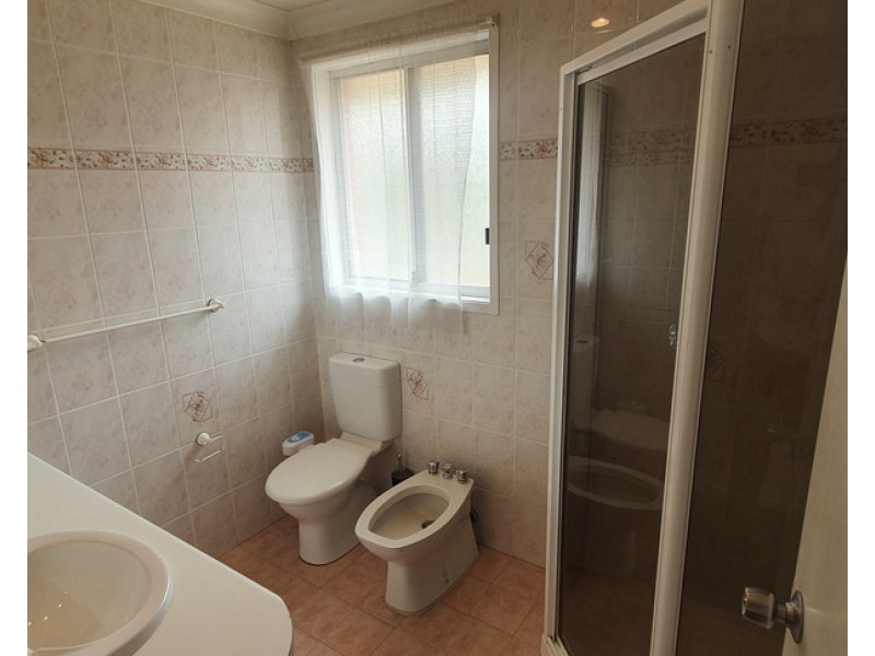 Bossley Park NSW 2176