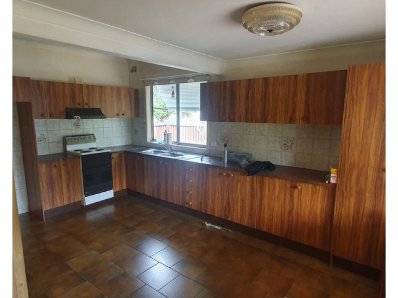 74 Rosina Street, Fairfield West NSW 2165