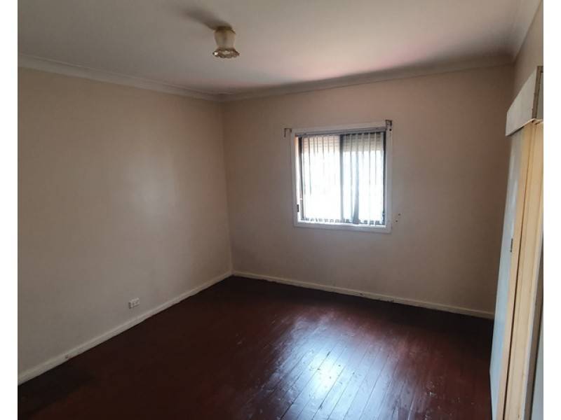 5 Harold Street, Fairfield NSW 2165