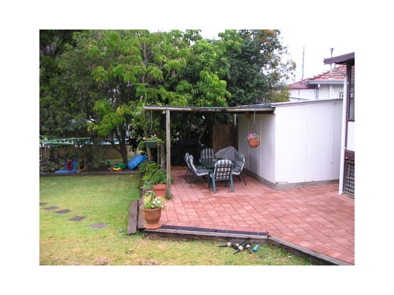 Fairfield East NSW 2165