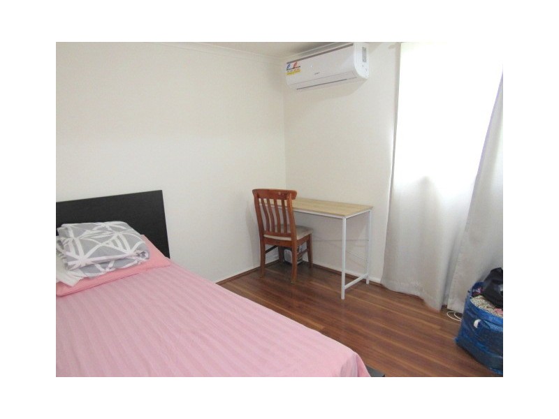 Fairfield East NSW 2165