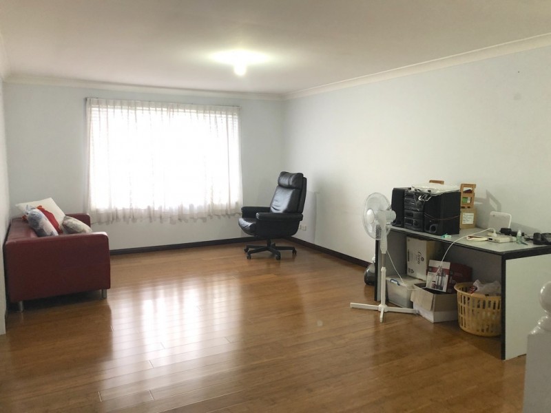 2 Currawong Street, Glenwood NSW 2768